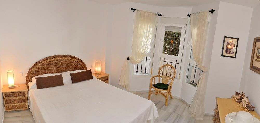Apartamentos Y Casas Serinamar Marbella El Ángel Eksteriør bilde