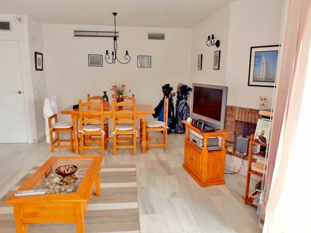 Apartamentos Y Casas Serinamar Marbella El Ángel Eksteriør bilde