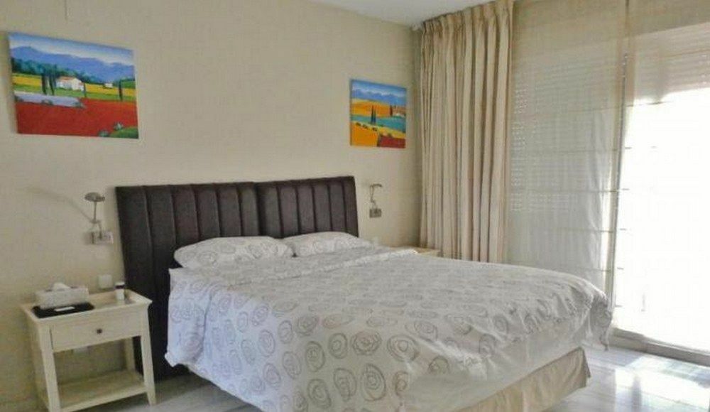 Apartamentos Y Casas Serinamar Marbella El Ángel Eksteriør bilde